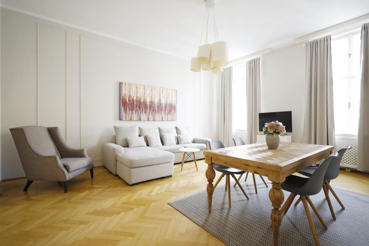 Heymi Apartments Karlsplatz Вена Экстерьер фото