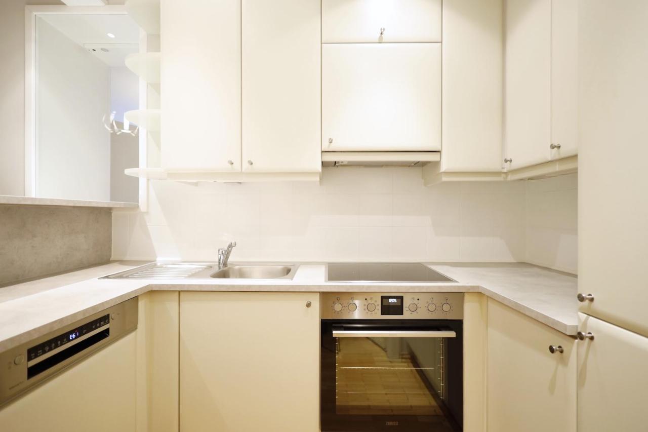 Heymi Apartments Karlsplatz Вена Экстерьер фото